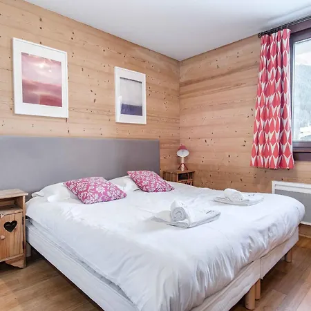 In Mit Sonnigem Balkon Und Toller Aussicht By Interhome *
